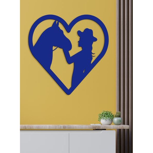 Dřevěný obraz na stěně žena s koněm