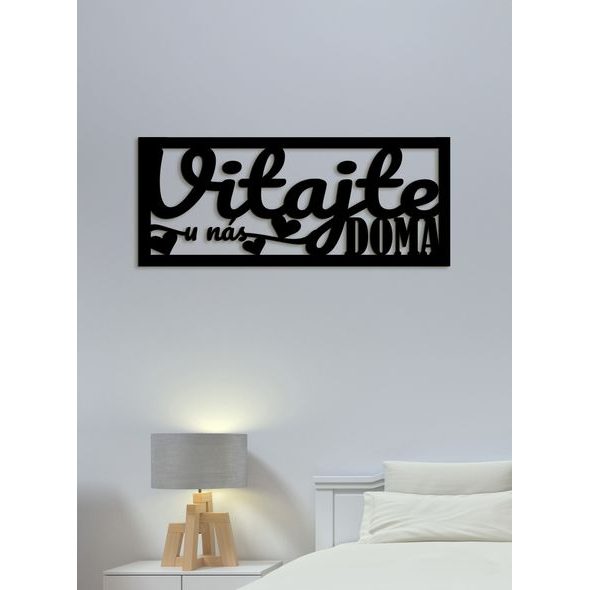 Drevený nápis "VITAJTE u nás DOMA"