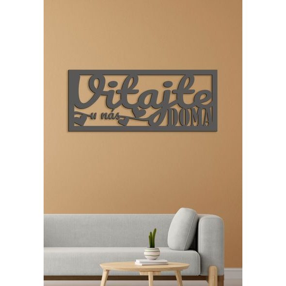 Drevený nápis "VITAJTE u nás DOMA"
