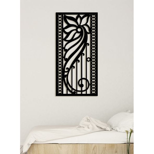 Dřevěná květinová mandala na zeď