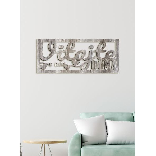 Drevený nápis "VITAJTE u nás DOMA"