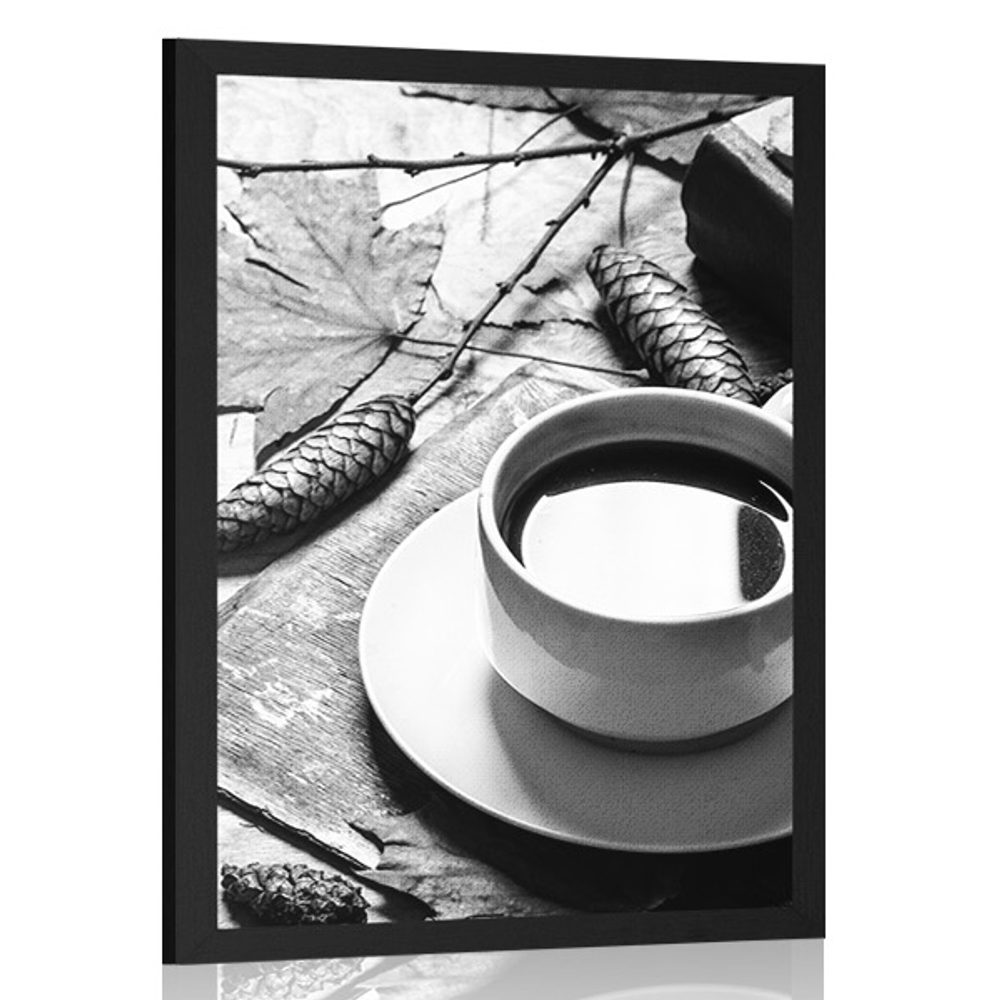Plakát šálek kávy v podzimním nádechu v černobílém provedení