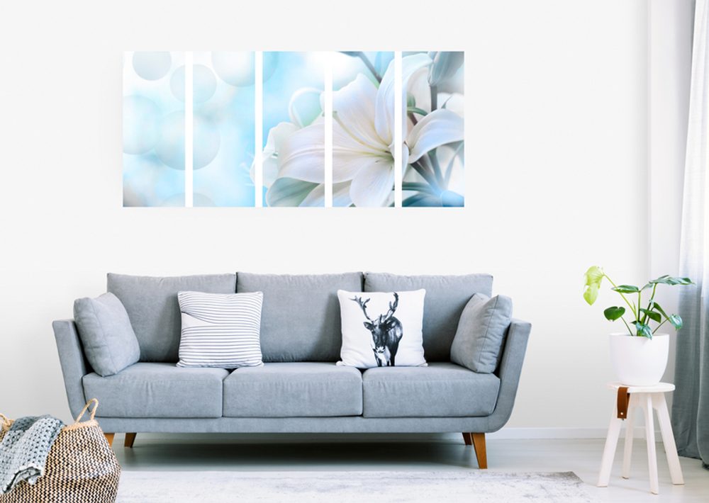 E-shop 5-dielny obraz biely kvet ľalie na abstraktnom pozadí