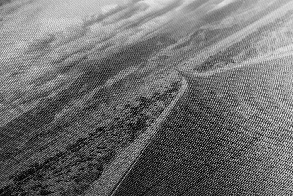 E-shop Obraz čiernobiela cesta v púšti
