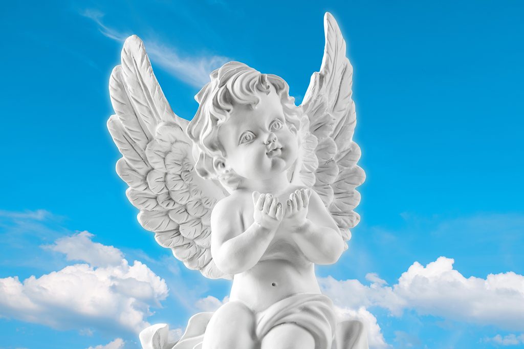 Kép gondoskodó angyal az égben | Dovido.hu