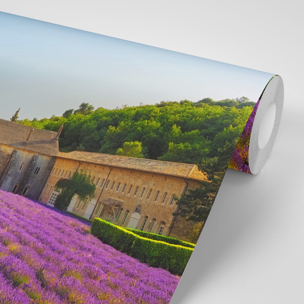 Selbstklebende Fototapete Provence mit Lavendelfeldern