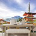 FOTOTAPETE BLICK AUF CHUREITO PAGODA UND DEN BERG FUJI - TAPETEN MIT NATURMOTIVEN - TAPETEN