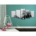 IMPRESSION SUR TOILE EN 5 PARTIES PIERRES ZEN AVEC DES COQUILLAGES EN NOIR ET BLANC - IMPRESSIONS SUR TOILE NOIR ET BLANC - IMPRESSION SUR TOILE