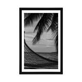 AFFICHE AVEC MONTURE HAMAC SUR LA PLAGE EN NOIR ET BLANC - NOIR ET BLANC - AFFICHES