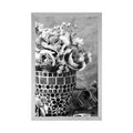 POSTER CARNATION FLOWERS IN A MOSAIC POT IN BLACK AND WHITE - BLACK AND WHITE - POSTERS