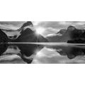 WANDBILD MILFORD SOUND BEIM SONNENAUFGANG IN SCHWARZ-WEISS - SCHWARZ-WEISSE BILDER - BILDER