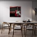 SLIKA CRVENA GITARA ISPRED AUTOMOBILA - GLAZBENE SLIKE - SLIKE