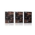 POSTER OF DELICIOUS PIECES OF CHOCOLATE - WITH A KITCHEN MOTIF - POSTERS