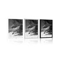 POSTER WONDERS OF ANSE SOURCE BEACH IN BLACK AND WHITE - BLACK AND WHITE - POSTERS