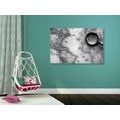 CANVAS PRINT BLACK AND WHITE WORLD MAP WITH A MAGNIFYING GLASS - BLACK AND WHITE PICTURES{% if product.category.pathNames[0] != product.category.name %} - PICTURES{% endif %}