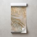 ZELFKLEVEND FOTOBEHANG GOUDEN PALMBLADEREN OP BEIGE ACHTERGROND - FOTOBEHANG BLADEREN - FOTOBEHANG