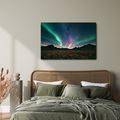 TABLEAU SUR TOILE – AURORE BORÉALE AU-DESSUS DES MONTAGNES - TABLEAUX DES AURORES BORÉALES - TABLEAUX