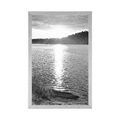 POSTER SUNSET OVER THE LAKE IN BLACK AND WHITE - BLACK AND WHITE - POSTERS