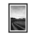 POSTER WITH MOUNT SUNSET OVER THE LANDSCAPE IN BLACK AND WHITE - BLACK AND WHITE - POSTERS