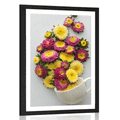 POSTER MIT PASSEPARTOUT TASSE VOLL VON BLUMEN - VASEN - POSTER