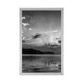 POSTER CHARMING MOUNTAIN PANORAMA WITH SUNSET IN BLACK AND WHITE - BLACK AND WHITE - POSTERS