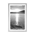 POSTER WITH MOUNT SUNSET OVER THE LAKE IN BLACK AND WHITE - NATURE - POSTERS