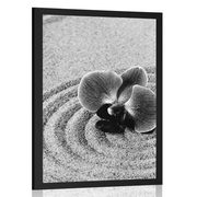 Plakát písečná Zen zahrada s orchidejí v černobílém provedení
