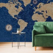 Tapete Retro-Weltkarte mit Kompass auf blauem Hintergrund