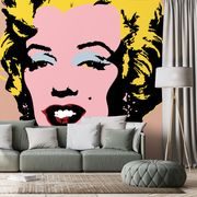 TAPETA POP ART MARILYN MONROE NA SMEĐOJ POZADINI - POP ART TAPETE - TAPETE