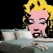 SAMOLEPIACA TAPETA POP ART MARILYN MONROE NA ČIERNOM POZADÍ - SAMOLEPIACE TAPETY - TAPETY