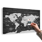 OBRAZ NA KORKU ČIERNOBIELA MAPA NA DREVENOM POZADÍ - OBRAZY NA KORKU - OBRAZY