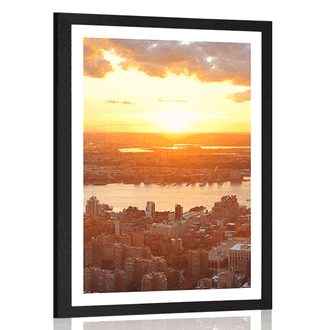 POSTER MIT PASSEPARTOUT SONNENUNTERGANG ÜBER NEW YORK - STÄDTE - POSTER