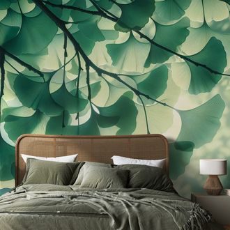 SAMOLEPÍCÍ TAPETA ZELENÉ LISTY GINKGO V ZÁŘI SVĚTLA - TAPETY LISTY - TAPETY