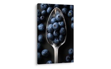 KÉP FRISS ÁFONYA ÉS KANÁL - KÉPEK ÉTELEKKEL ÉS ITALOKKAL - KÉPEK