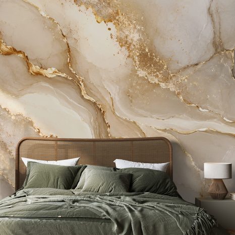 ZELFKLEVEND FOTOBEHANG LUXE GOUDMARMER IN BEIGE TINTEN - MARMER FOTOBEHANG - FOTOBEHANG