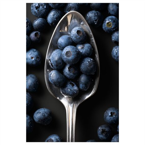 OBRAZ ČERSTVÉ BORŮVKY A LŽÍCE - OBRAZY JÍDLA A NÁPOJE - OBRAZY