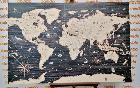 OBRAZ NA KORKU MAPA NA DREVENOM POZADÍ - OBRAZY NA KORKU - OBRAZY