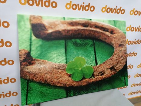 WANDBILD HUFEISEN UND EIN GLÜCKSKLEE - STILLLEBEN-BILDER - BILDER