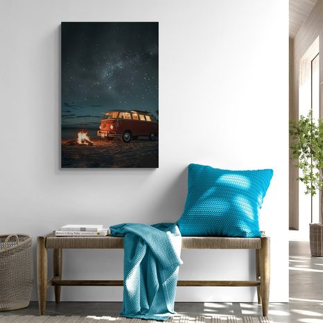 OBRAZ PLÁŽOVÝ TÁBORÁK POD NOČNÍ OBLOHOU - VOLKSWAGEN T1 - DOVIDO CHALLENGE - OBRAZY