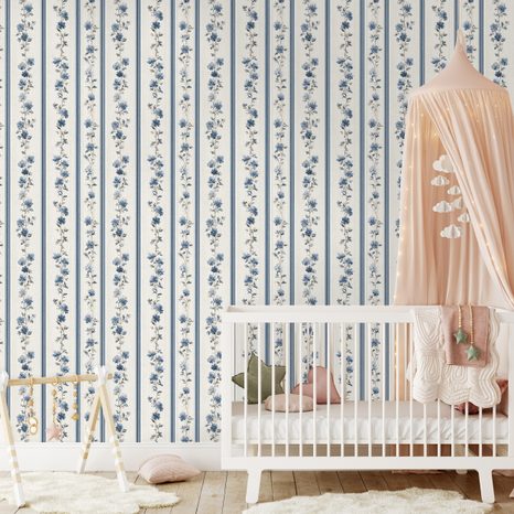 SAMOLEPÍCÍ FOTOTAPETA MODRÉ KVĚTINY NA PRUZÍCH - VZOROVANÉ TAPETY - TAPETY