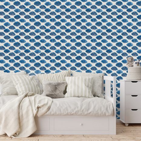 SAMOLEPÍCÍ TAPETA MODRÉ MUŠLE NA BÍLÉM POZADÍ - VZOROVANÉ TAPETY - TAPETY