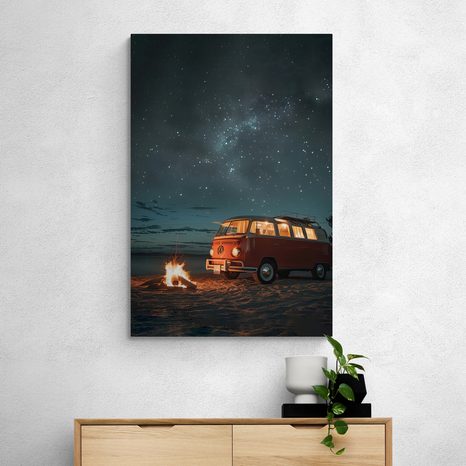 OBRAZ PLÁŽOVÝ TÁBORÁK POD NOČNÍ OBLOHOU - VOLKSWAGEN T1 - DOVIDO CHALLENGE - OBRAZY