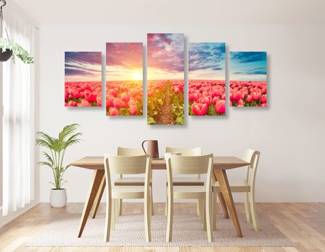 5-DÍLNÝ OBRAZ VÝCHOD SLUNCE NAD LOUKOU S TULIPÁNY - OBRAZY KVĚTŮ - OBRAZY