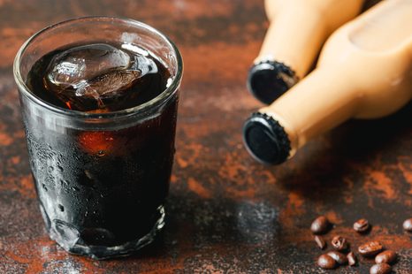 SAMOLEPÍCÍ FOTOTAPETA LEDOVÝ NÁPOJ - SAMOLEPÍCÍ TAPETY - TAPETY