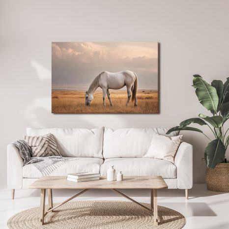 TABLEAU SUR TOILE – CHEVAL PAISIBLE DANS LE PRÉ - TABLEAUX DE CHEVAUX - TABLEAUX