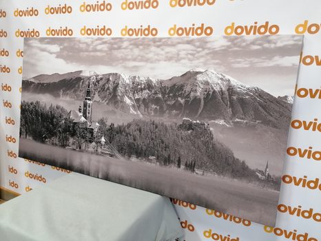 TABLEAU SUR TOILE – ÉGLISE AU LAC BLED EN SLOVÉNIE EN NOIR ET BLANC - TABLEAUX EN NOIR ET BLANC - TABLEAUX
