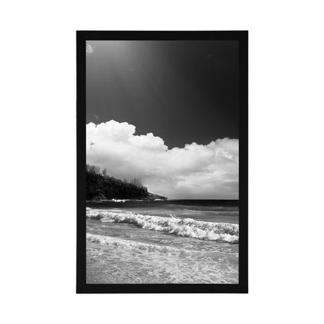 POSTER BEAUTIFUL BEACH ON THE ISLAND OF SEYCHELLES IN BLACK AND WHITE - BLACK AND WHITE - POSTERS