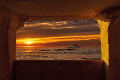 FOTOTAPETA VÝHLED NA ZÁPAD SLUNCE - TAPETY PŘÍRODA - TAPETY