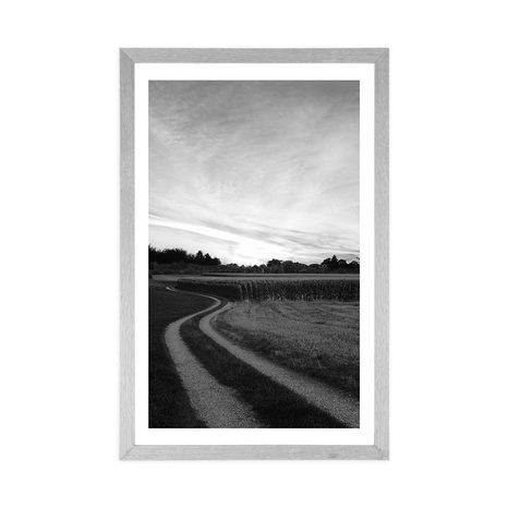 POSTER WITH MOUNT SUNSET OVER THE LANDSCAPE IN BLACK AND WHITE - BLACK AND WHITE - POSTERS