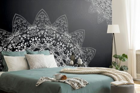TAPETE MODERNE ELEMENTE DES MANDALAS IN SCHWARZ-WEISS - TAPETEN MIT FENG SHUI-MOTIVEN - TAPETEN